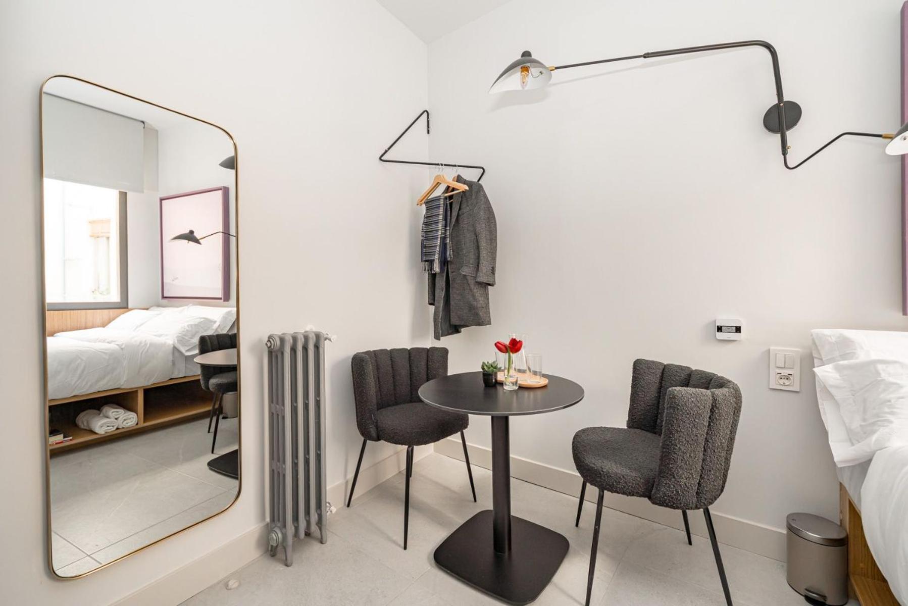 Centric Creative Rooms Madrid Exterior photo